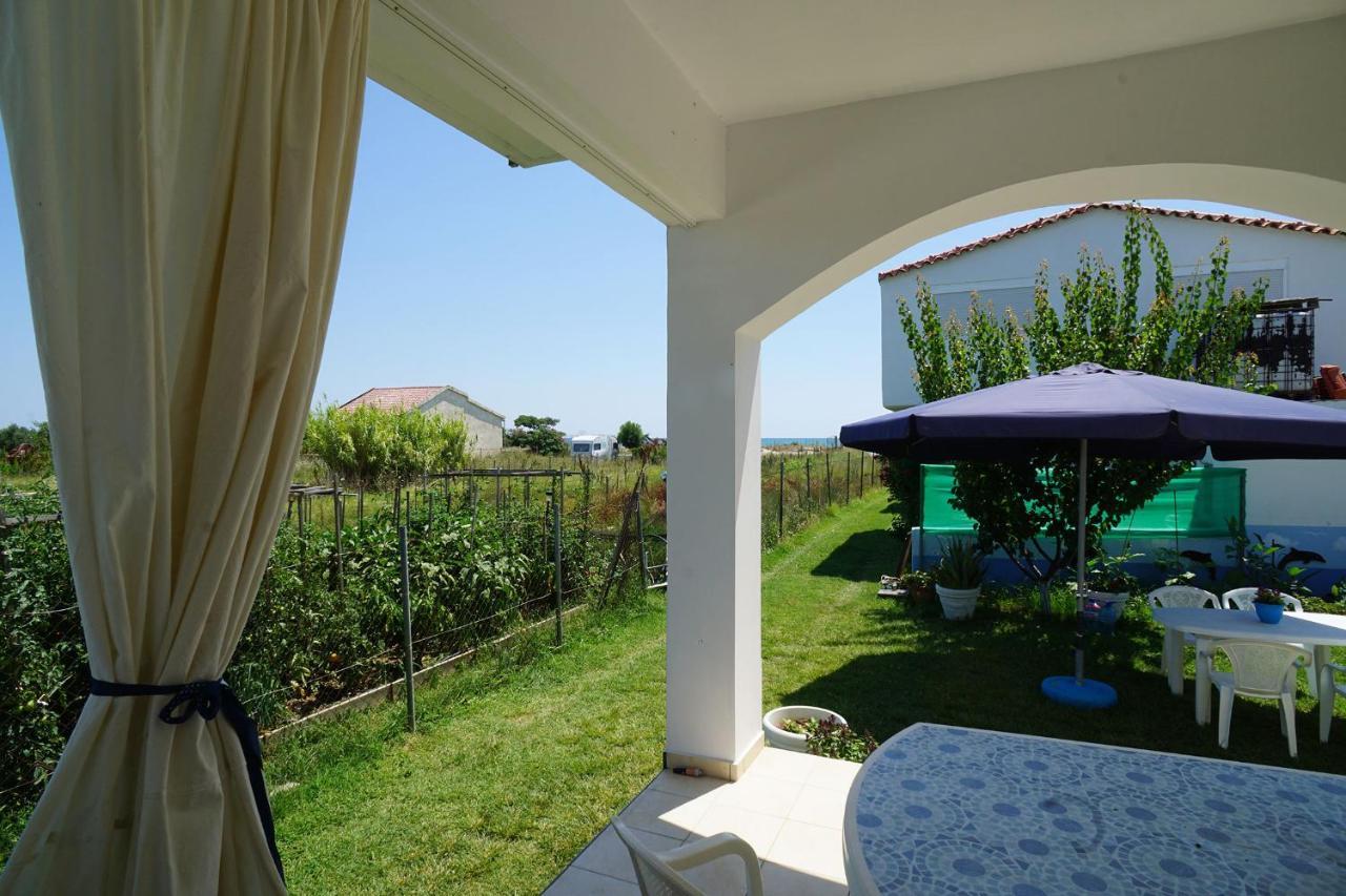 Dolphins House Paralia Avdhiron Exterior foto